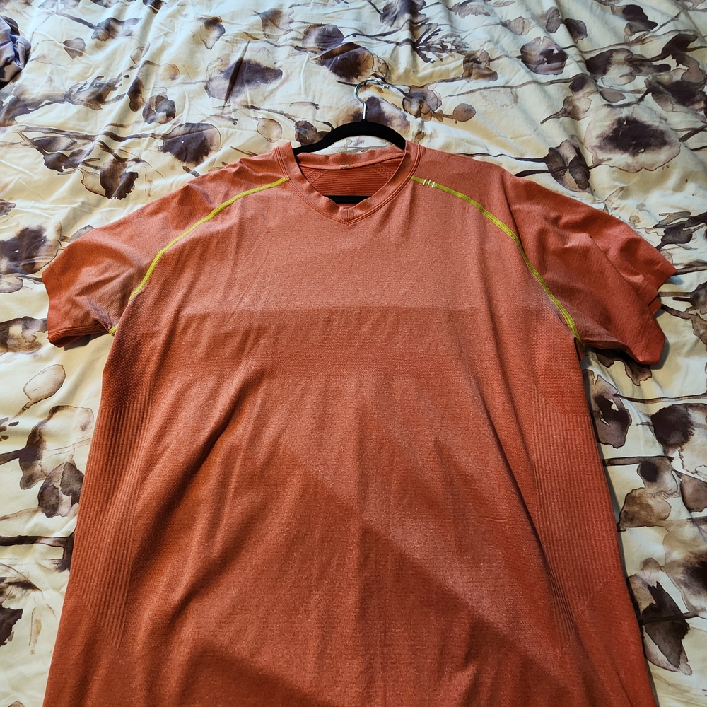 lululemon athletica Men's Metal Vent Texh Short Sleeve Tee